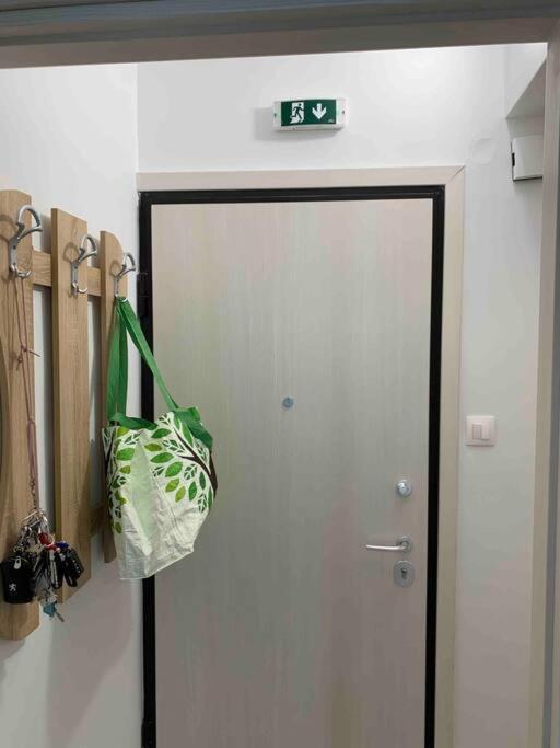 Lux Appartment , 3 Rooms Full Extra , City Center سالونيك المظهر الخارجي الصورة