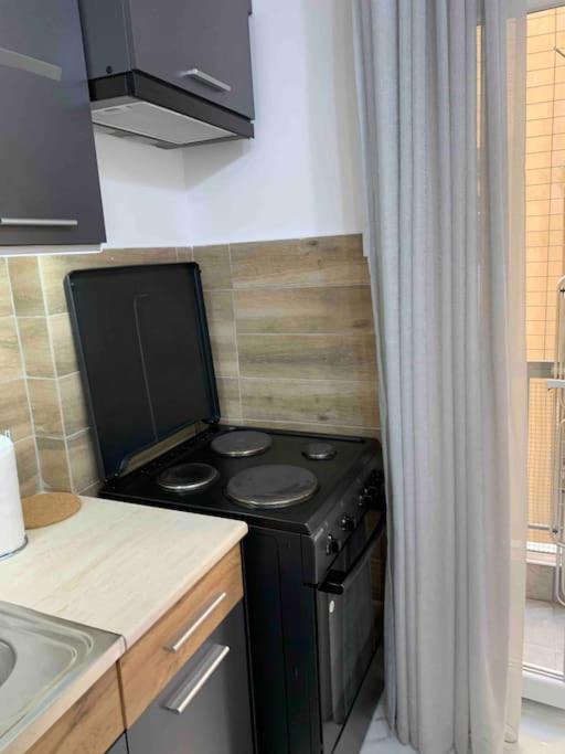 Lux Appartment , 3 Rooms Full Extra , City Center سالونيك المظهر الخارجي الصورة