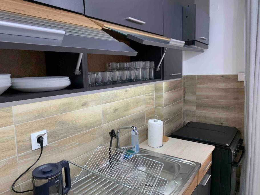 Lux Appartment , 3 Rooms Full Extra , City Center سالونيك المظهر الخارجي الصورة